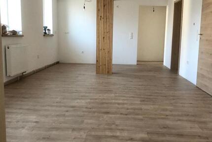 Wohnung Bad Rodach - 3 Zimmer, 75 m&sup2;, 590&euro; | Angebot:25964175