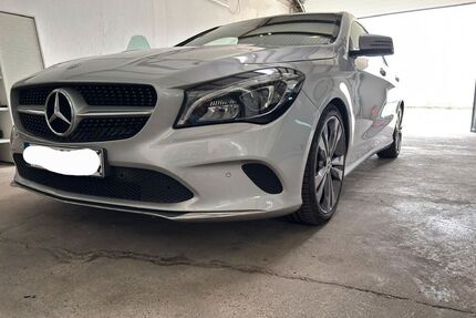 Mercedes CLA 200