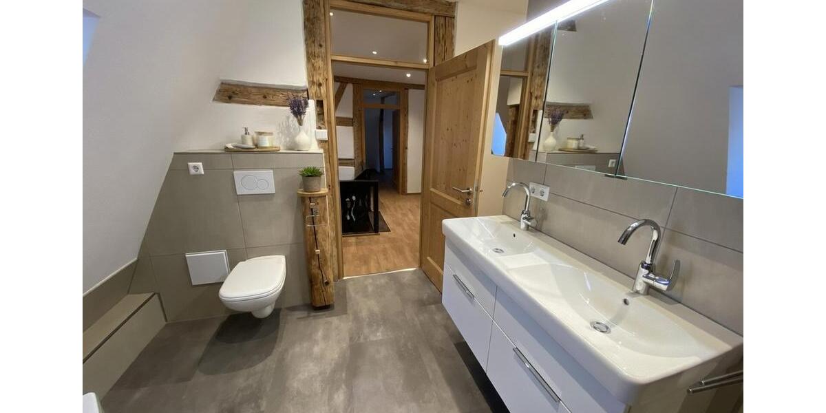 Einfamilienhaus Ellwangen (Jagst) - 5 Zimmer, 170 m&sup2;, 595.000&euro; | Angebot:26246174