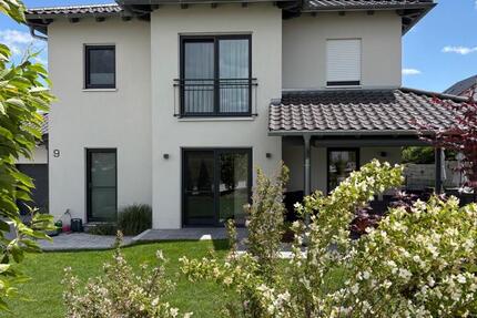 Haus Eichendorf - 7 Zimmer, 150 m&sup2;, 669.000&euro; | Angebot:26967440