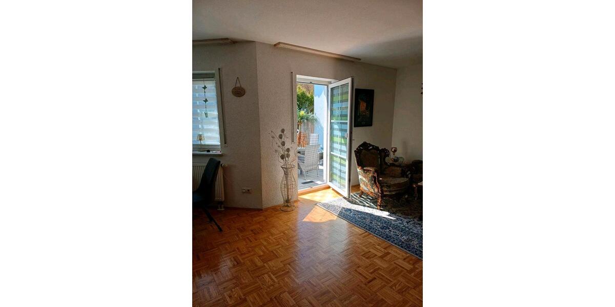 Doppelhaushälfte Lappersdorf - 4 Zimmer, 112 m&sup2;, 1.310&euro; | Angebot:26026457