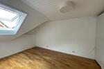 Dachgeschoßwohnung Idstein - 2 Zimmer, 43 m&sup2;, 625&euro; | Angebot:26272085