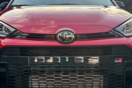 Toyota Yaris 10.500 km 39.900 &euro; Regensburg 93049