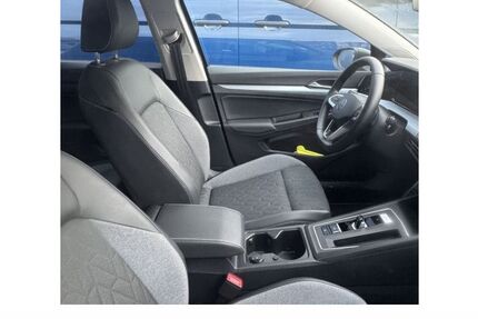 VW Golf 10.799 km 27.990 € Berlin 13599