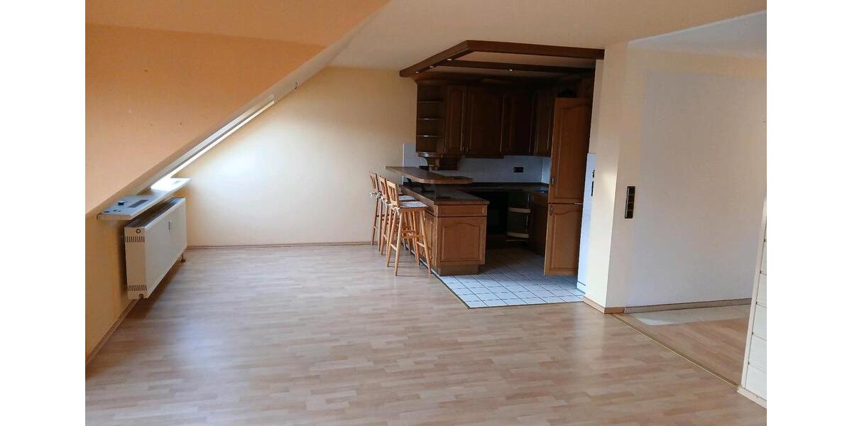Dachgeschoßwohnung Hanau Groß-Steinheim - 3 Zimmer, 74 m&sup2;, 300.000&euro; | Angebot:24702772