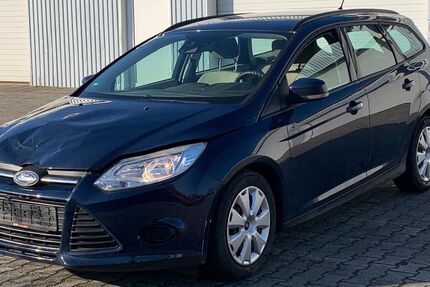 Ford Focus 115.711 km 2.490 &euro; München 81243