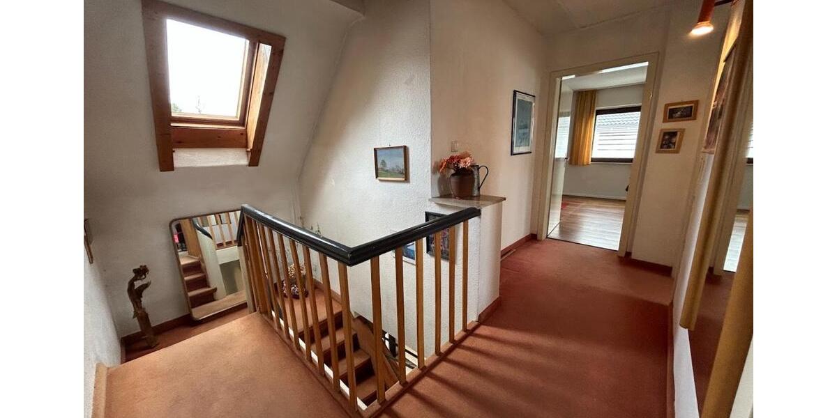 Doppelhaushälfte Köln Kalk - 7 Zimmer, 160 m&sup2;, 670.000&euro; | Angebot:26000903