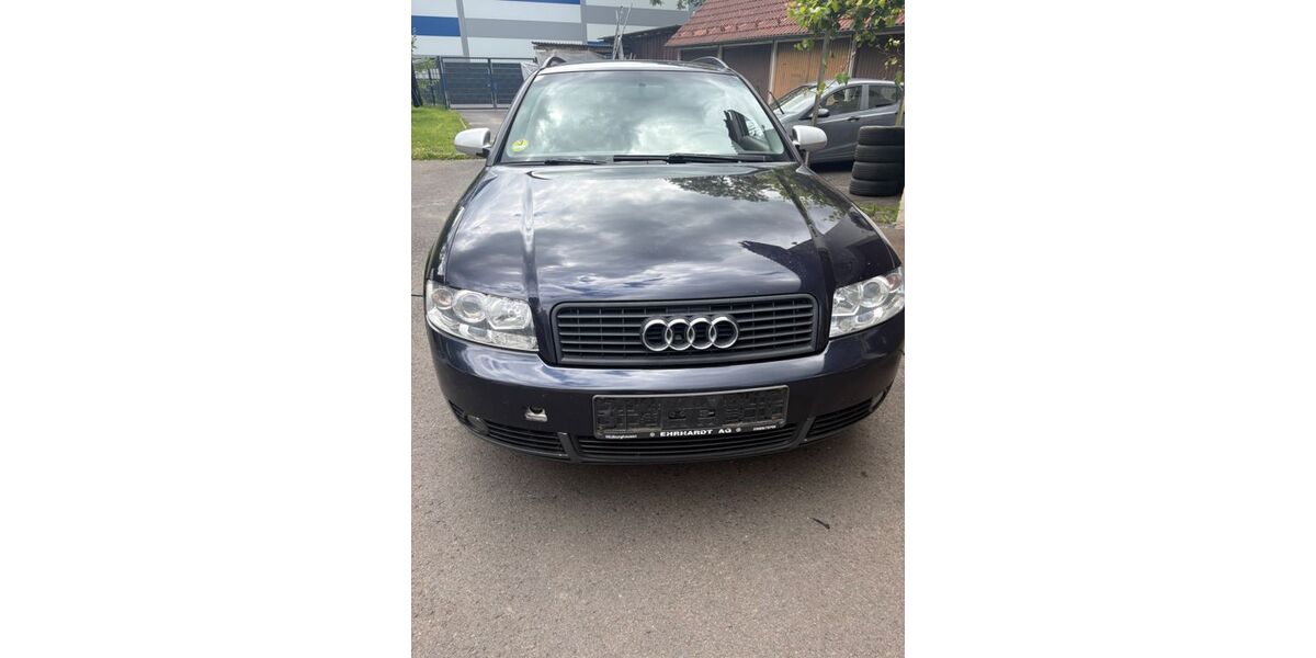 Audi A4 318.000 km 2.000 &euro; Warmensteinach 95485