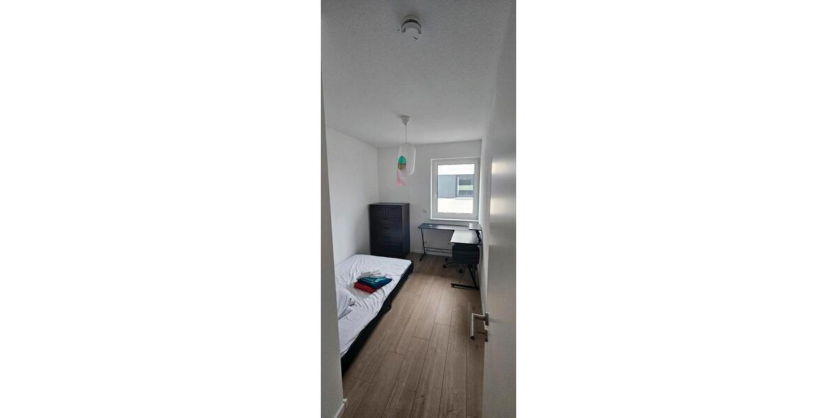 Etagenwohnung Stollberg (Erzgebirge) - 3 Zimmer, 66 m&sup2;, 980&euro; | Angebot:26138157