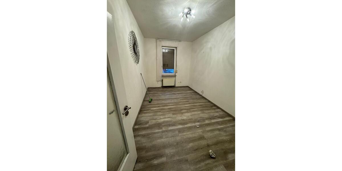 Erdgeschoßwohnung Ludwigshafen am Rhein - 1 Zimmer, 36 m&sup2;, 600&euro; | Angebot:25987814