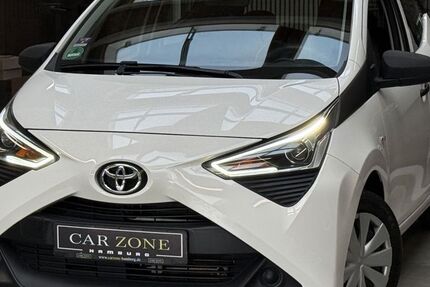 Toyota Aygo (X) 41.320 km 9.690 &euro; Hamburg 20539