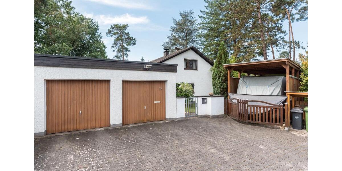 Einfamilienhaus Erlangen Alterlangen - 8 Zimmer, 330 m&sup2;, 1.395.000&euro; | Angebot:26429713