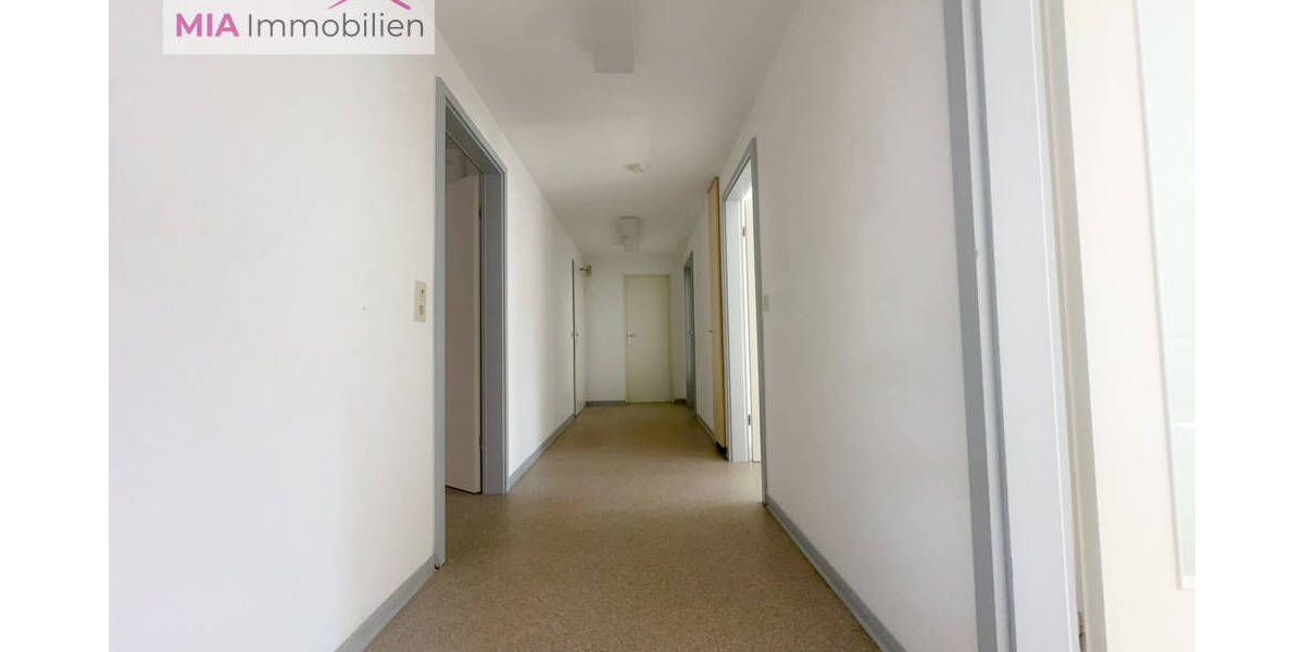 Gewerbeobjekt Künzelsau - 3 Zimmer, 1.100&euro; | Angebot:25676405