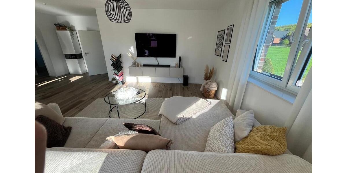 Etagenwohnung Porta Westfalica - 3 Zimmer, 90 m&sup2;, 1.090&euro; | Angebot:26276789