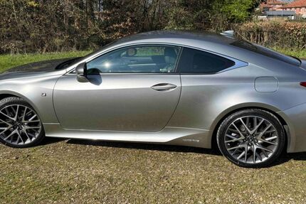 Lexus RC 300 163.000 km 28.950 &euro; Loo 6924 