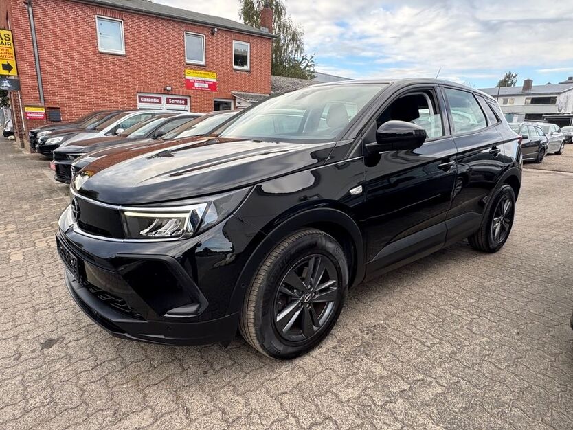 Opel Grandland (X) 92.500 km 17.000 € Itzehoe 25524