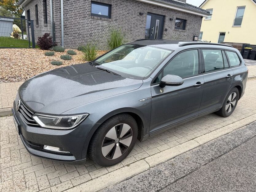 VW Passat Variant 190.000 km 8.900 € Satow 18239