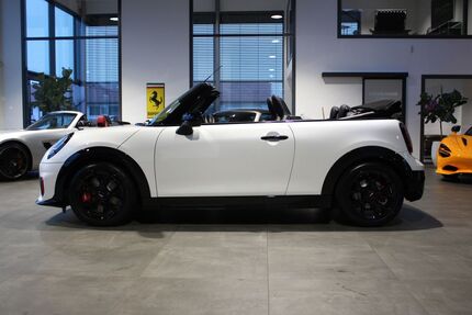 Mini John Cooper Works Cabrio 3.300 km 45.900 &euro; Griesheim/Darmstadt 64347