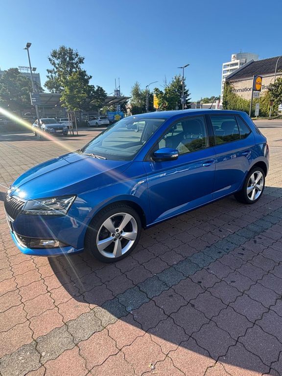 Skoda Fabia 76.000 km 11.900 € Konstanz 78467
