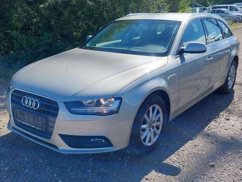 Audi A4 111.050 km 10.850 € Hamburg 22111
