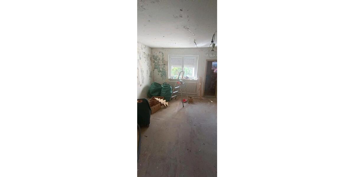 Einfamilienhaus Röslau - 8 Zimmer, 400 m&sup2;, 139.000&euro; | Angebot:26421545