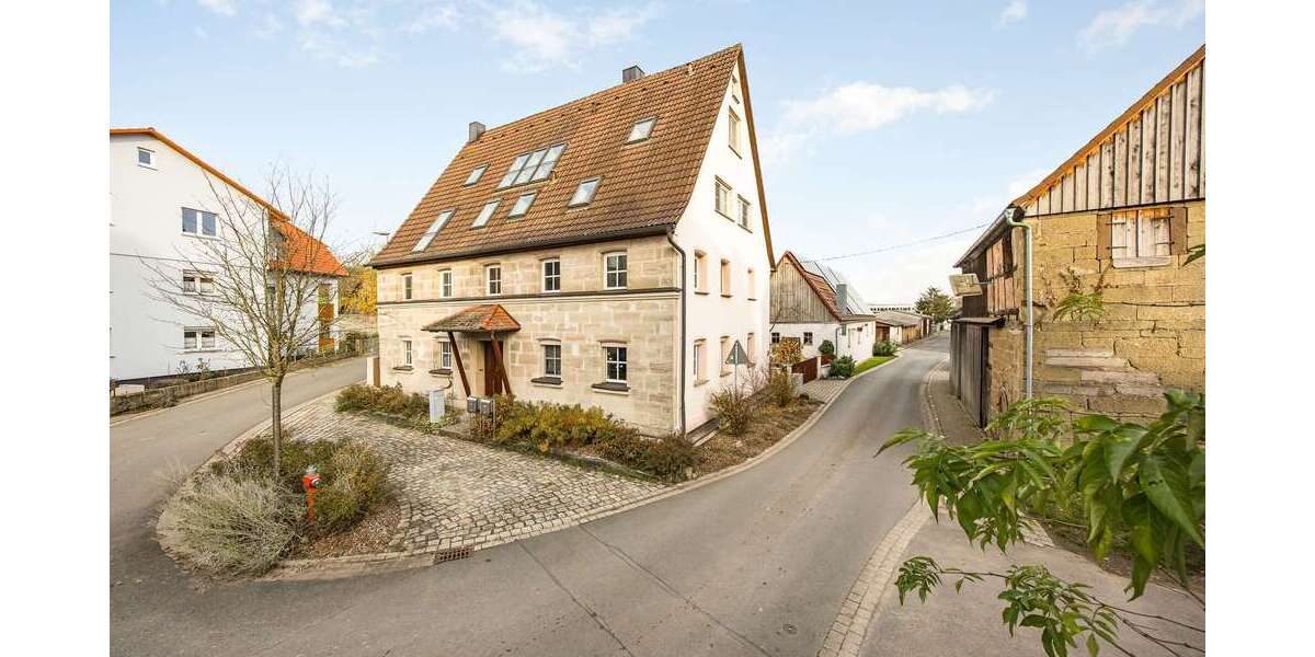 Haus zum Kaufen in Diespeck 549.000 € 261.73 m² 10 zimmer