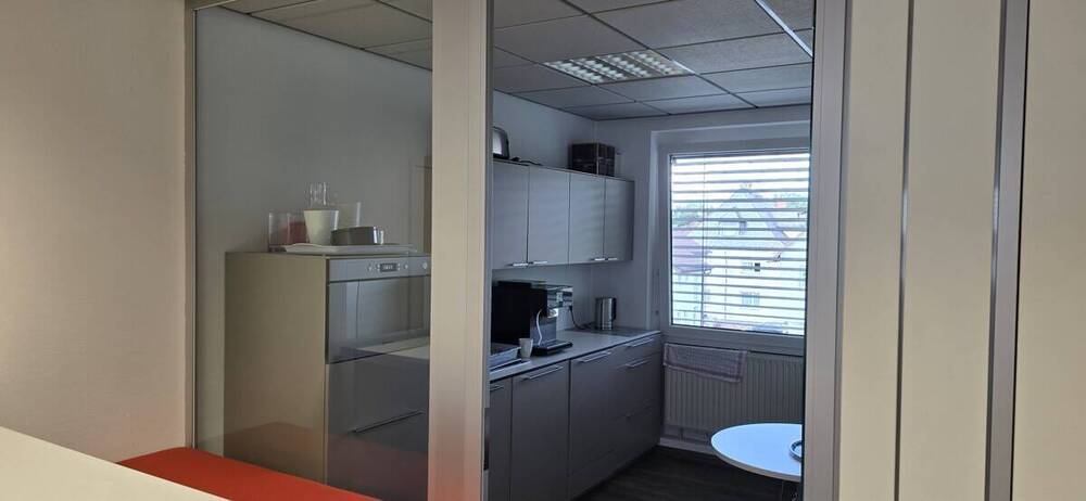 Moderne 272 m² Büro- Praxisfläche in zentraler Lage in Obertshausen