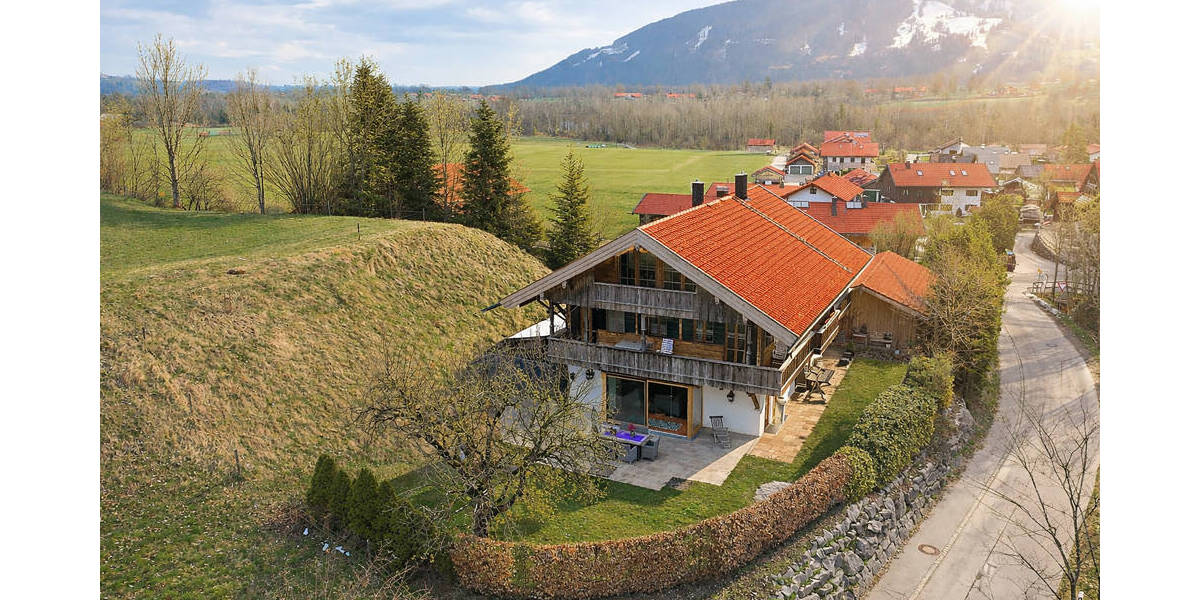 Einfamilienhaus Bad Tölz / Arzbach Arzbach - 5 Zimmer, 265 m&sup2;, 1.700.000&euro; | Angebot:26128830