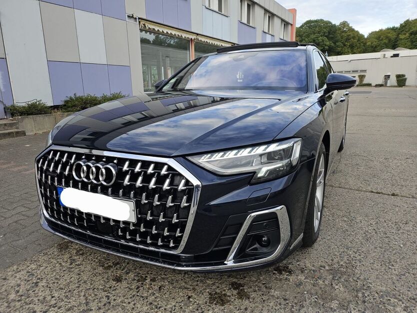 Audi A8 73.000 km 48.998 € Velten 16727