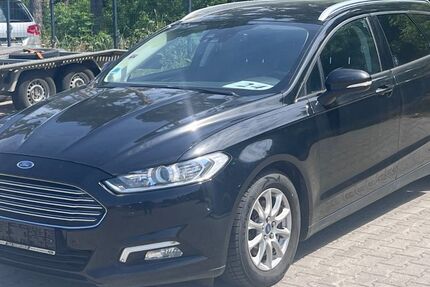 Ford Mondeo 182.000 km 6.999 &euro; Wildau 15745
