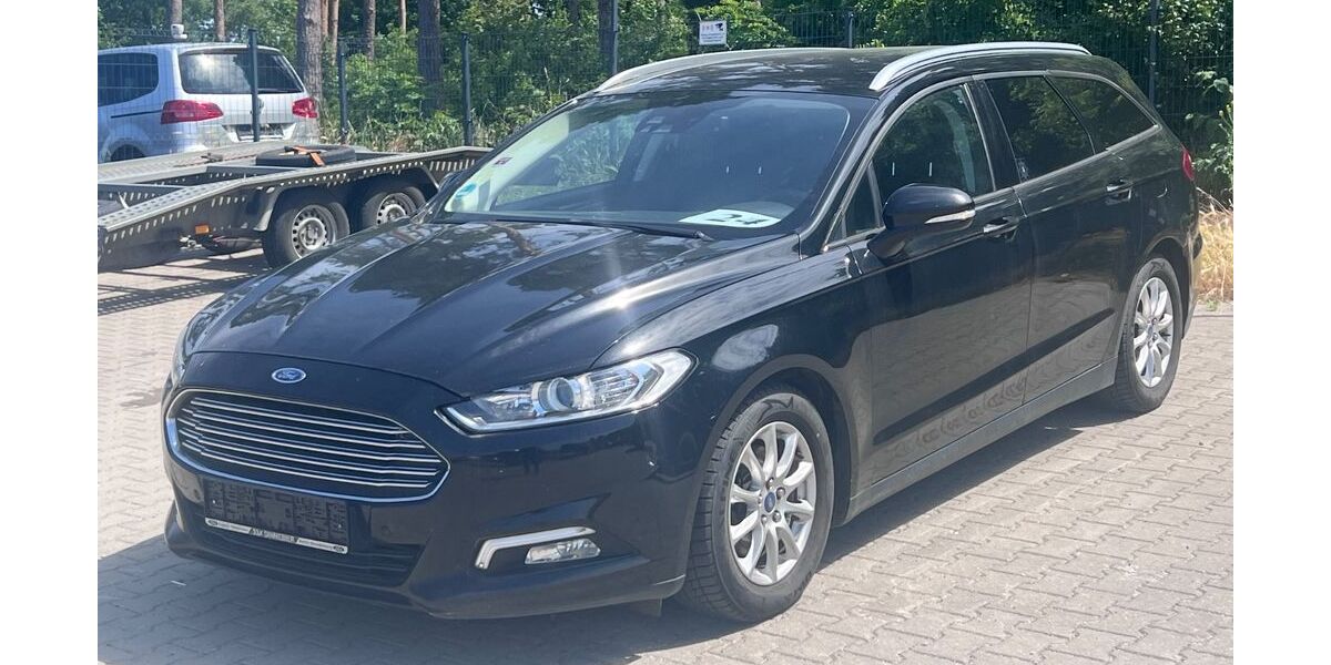 Ford Mondeo 182.000 km 6.999 &euro; Wildau 15745