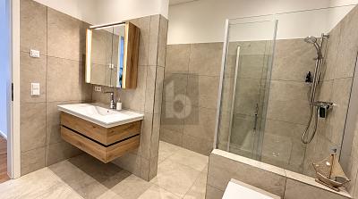 KOMFORT PUR MIT AUFZUG & BALKON - Dachgeschoßwohnung Jestetten | Angebot:27347627