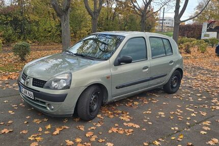 Renault Clio 165.000 km 1.850 € Erfurt 99091