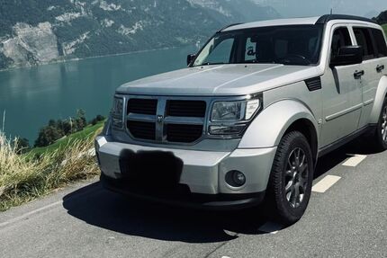 Dodge Nitro 229.000 km 6.499 &euro; Düren 52351