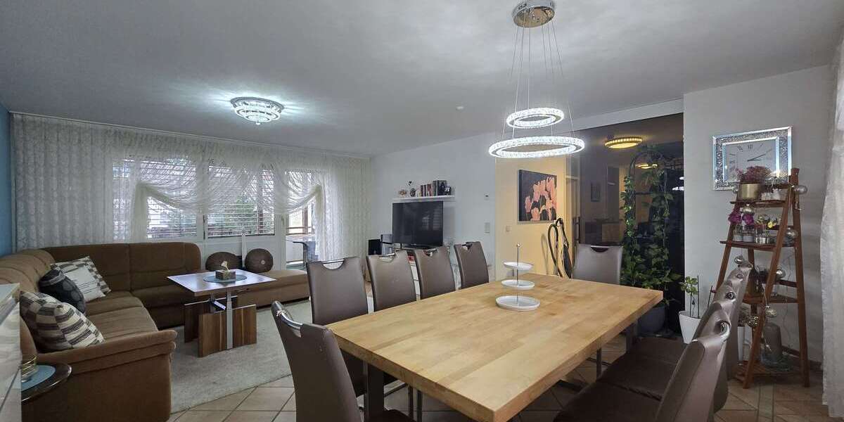 Etagenwohnung Karlsbad - 4 Zimmer, 113 m&sup2;, 349.000&euro; | Angebot:26013701