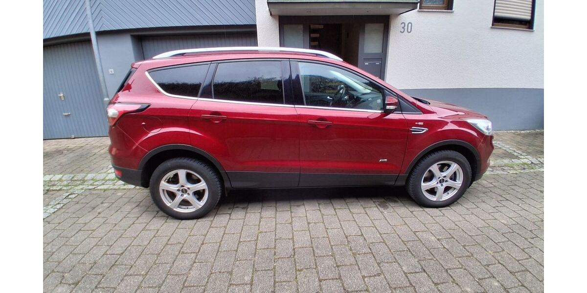 Ford Kuga 103.500 km 14.500 &euro; Plochingen 73207
