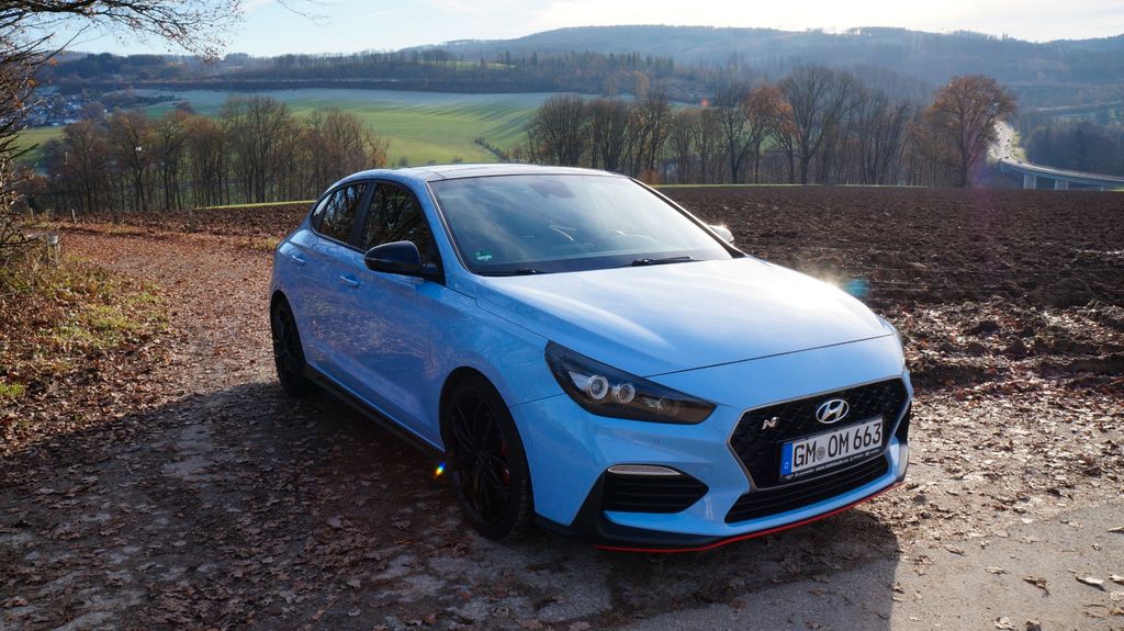 Hyundai i30 71.000 km 20.990 € Engelskirchen 51766