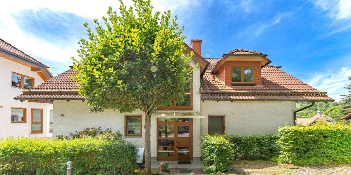 Wohnung zum Mieten in Kassel Wilhelmshöhe 1.240 € 155 m² 5 zimmer