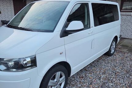 VW T5 Multivan 190.000 km 16.300 &euro; Albersdorf 25767
