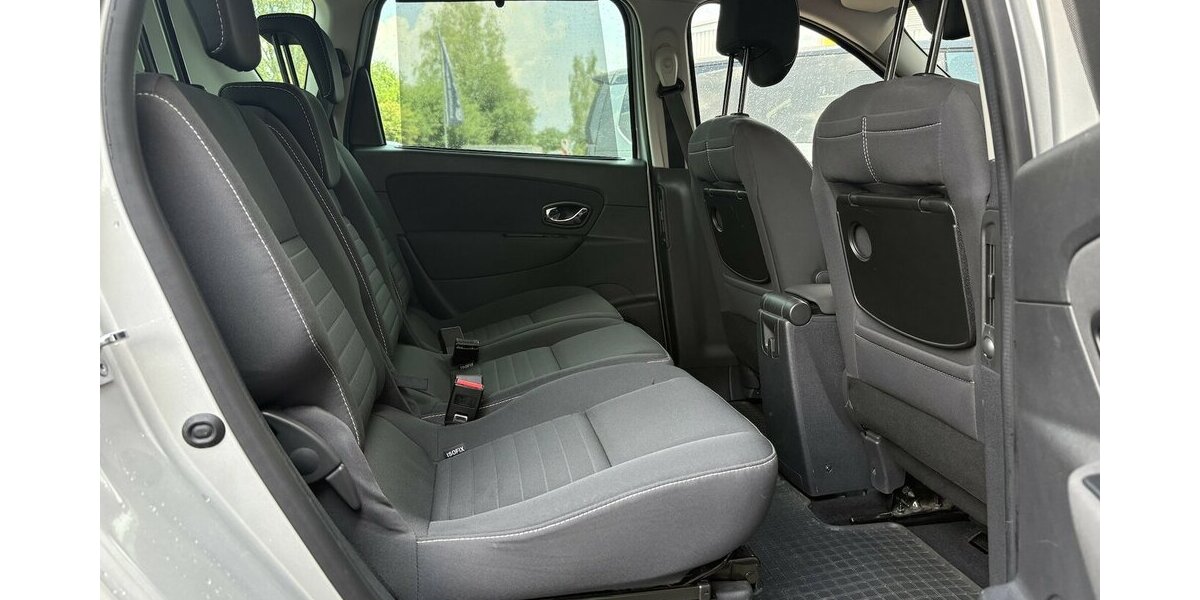 Renault Scenic III 1.5 D Limited SITZHEIZUNG/KLIMAx2/PDC 115.000 km 8.900 &euro; Villingen-Schwenningen 78054