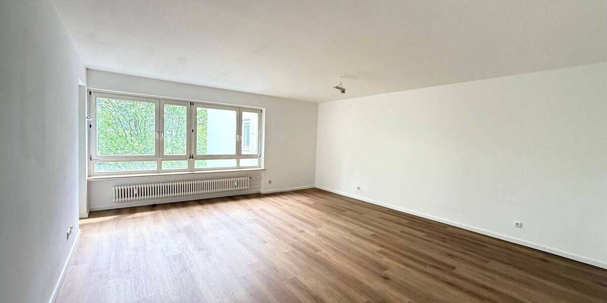 Etagenwohnung Kassel Fasanenhof - 3 Zimmer, 118 m&sup2;, 1.125&euro; | Angebot:26904209