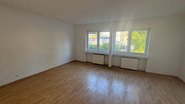 Etagenwohnung Saarbrücken Malstatt - 3 Zimmer, 74 m&sup2;, 550&euro; | Angebot:26419552