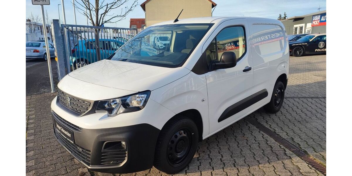 Peugeot Partner 11.900 km 14.950 € Rüsselsheim 65428