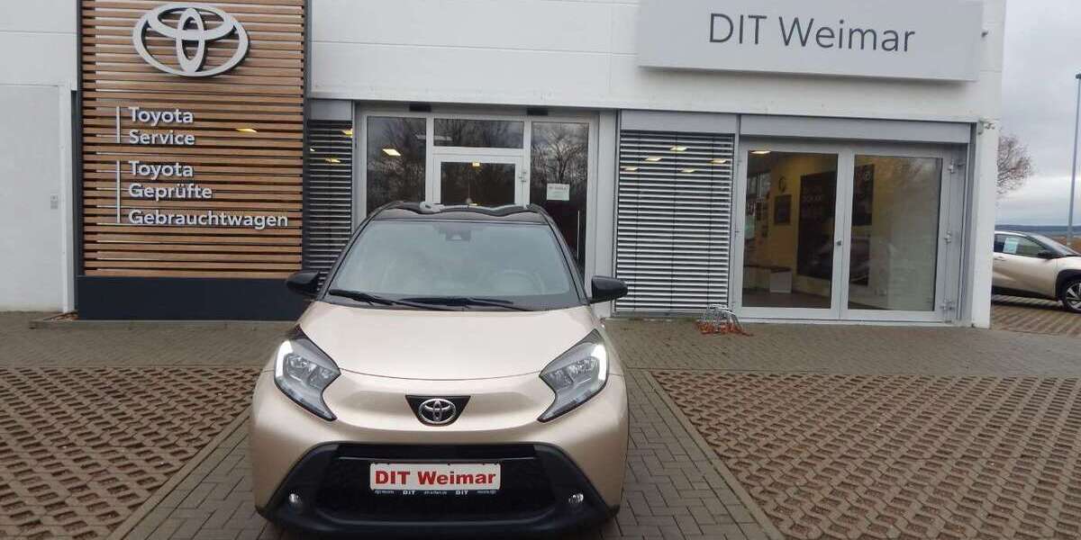 Toyota Aygo 15.000 km 15.490 &euro; Weimar-Süßenborn 99425
