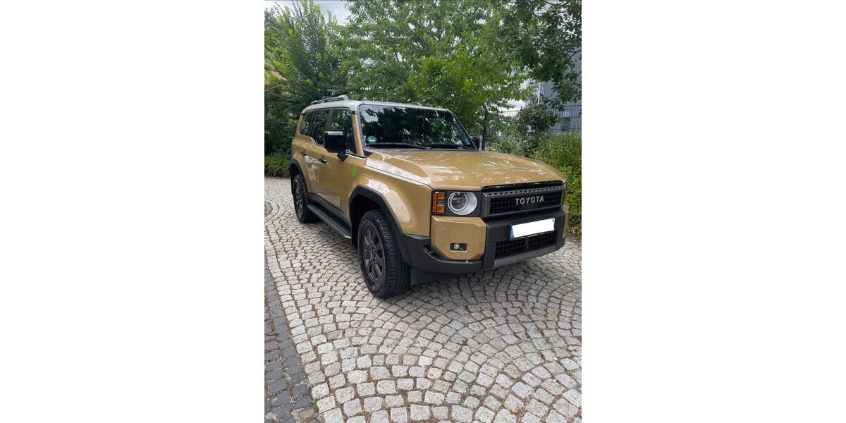 Toyota Land Cruiser 47.900 km 79.999 &euro; Bad Lippspringe 33175