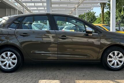 Citroen C4 98.000 km 4.950 &euro; Dinslaken 46539