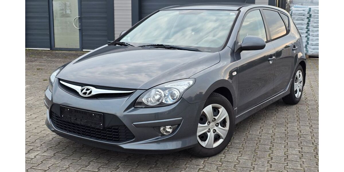 Hyundai i30 200.510 km 2.750 &euro; Surwold 26903
