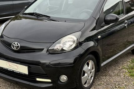 Toyota Aygo (X) 123.000 km 4.100 &euro; Frankfurt am Main 60386