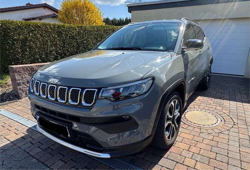 Jeep Compass 15.100 km 23.500 € Delligsen 31073