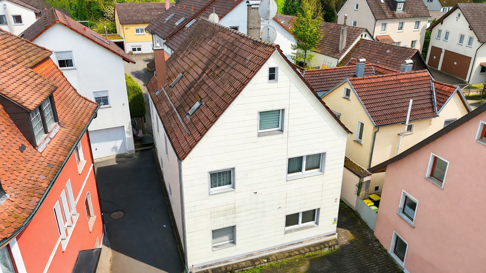 Einfamilienhaus Weingarten - 10 Zimmer, 200 m&sup2;, 450.000&euro; | Angebot:26120186